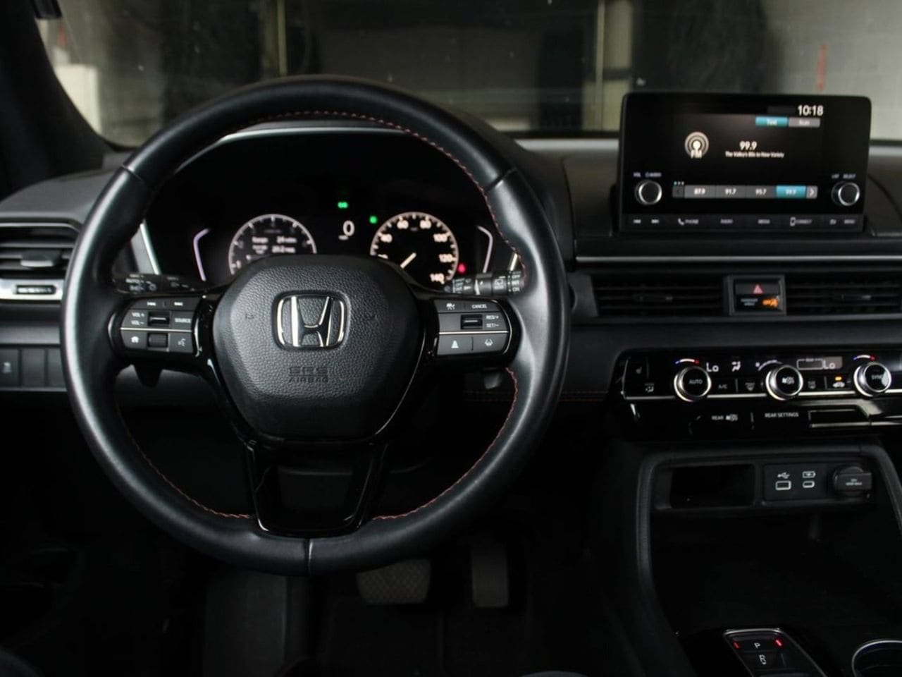 Used 2024 Honda Pilot Sport image 34