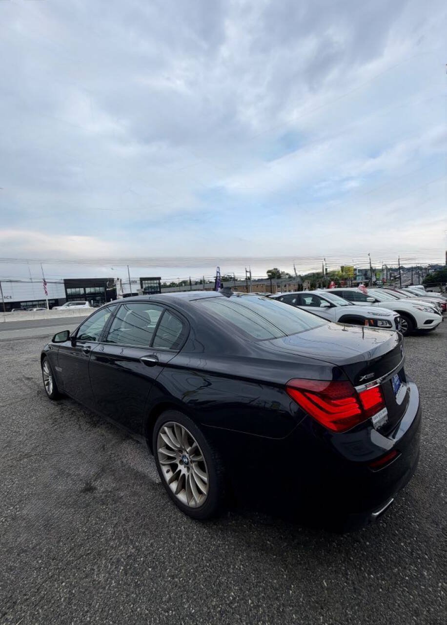 Used 2015 BMW 750Li xDrive AWD/4WD image 13