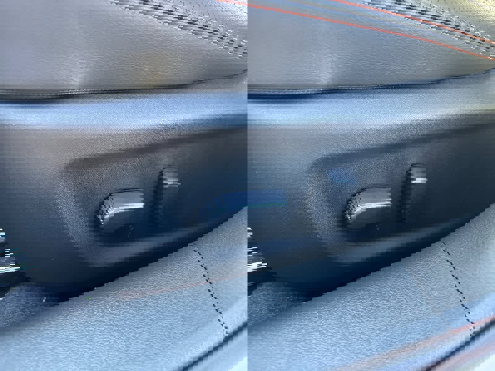 New 2025 Nissan Altima 2.5 SR image 18