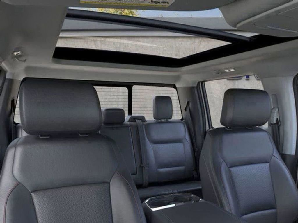 New 2025 Ford F250 Lariat image 38