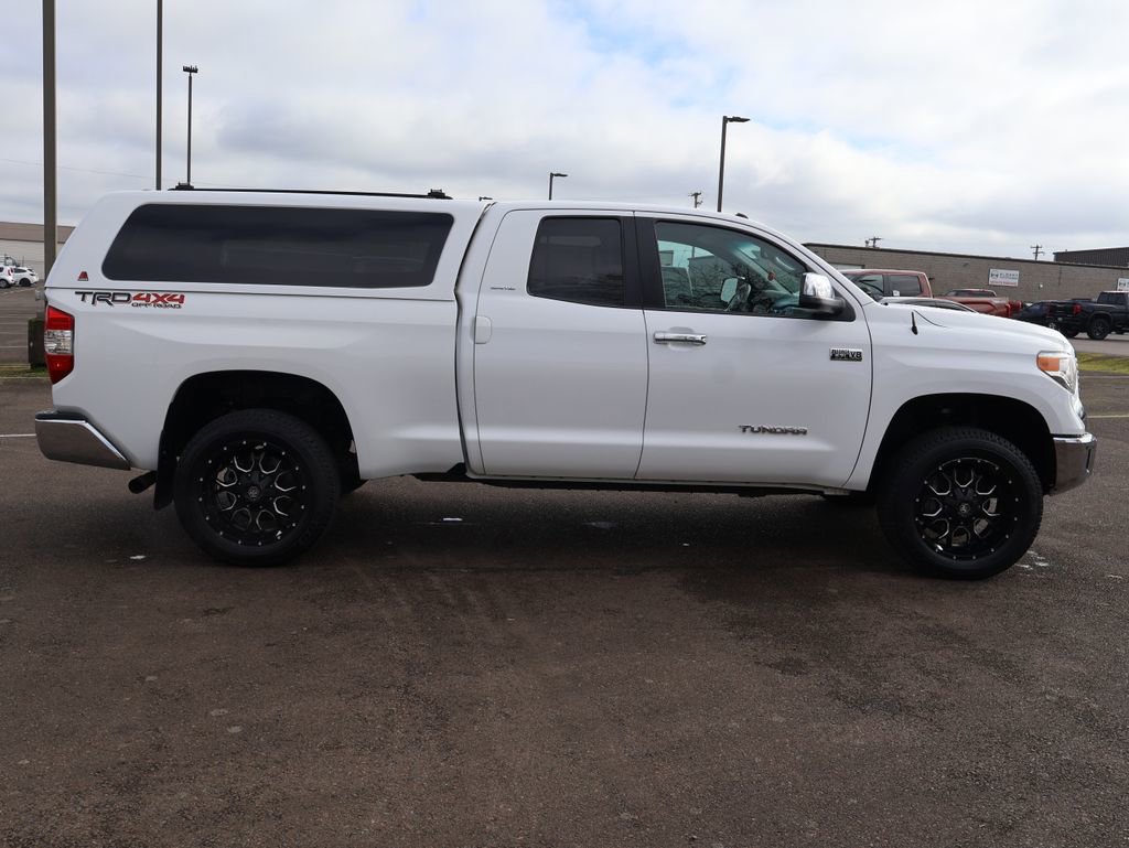Used 2015 Toyota Tundra Limited w/ Limited Premium Package image 9