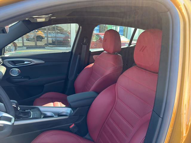 Used 2023 Dodge Hornet GT Plus w/ GT Blacktop Package image 14