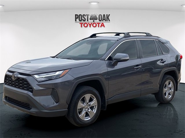 Used 2024 Toyota RAV4 XLE image 3