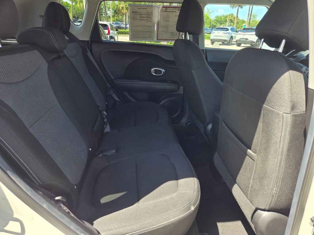 Used 2017 Kia Soul + w/ Designer's Package FWD image 29