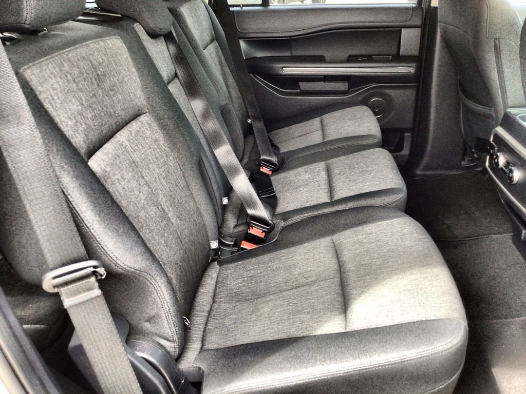 Used 2024 Ford Expedition XLT image 28
