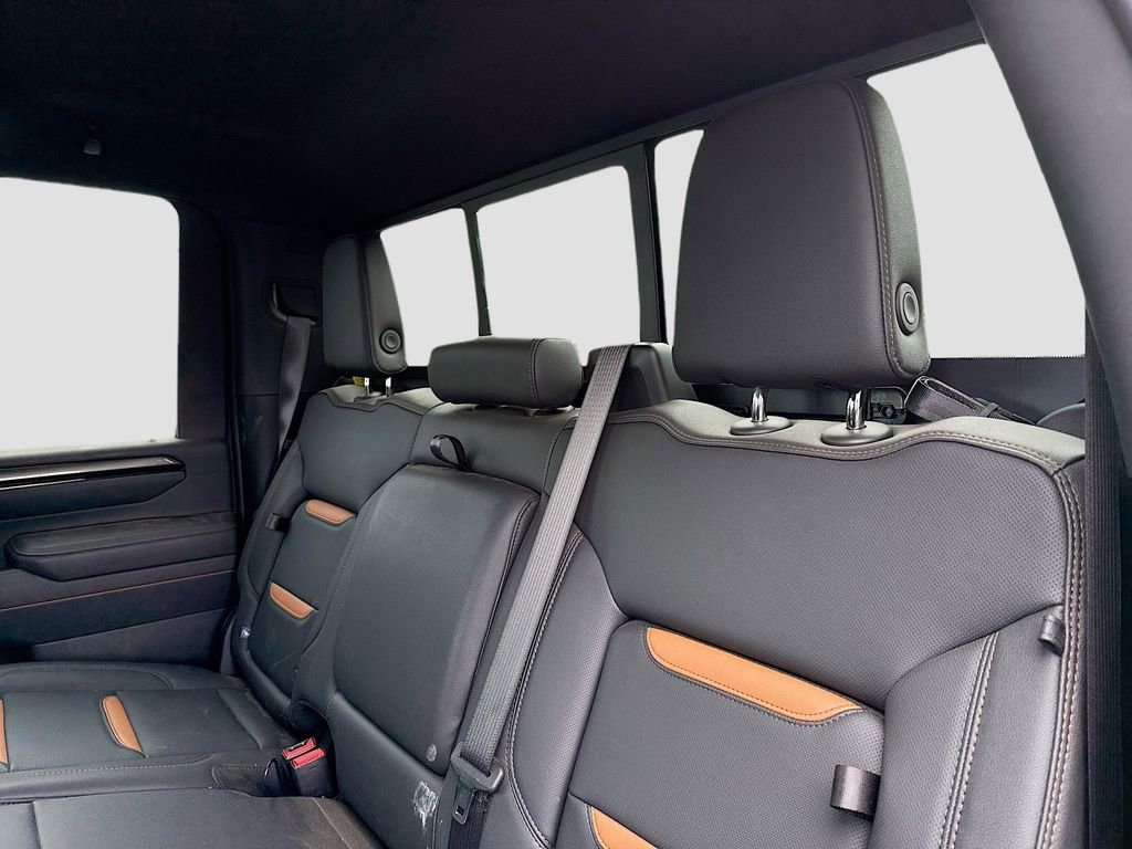 Used 2025 GMC Sierra 2500 AT4 w/ AT4 Premium Plus Package AWD/4WD image 24