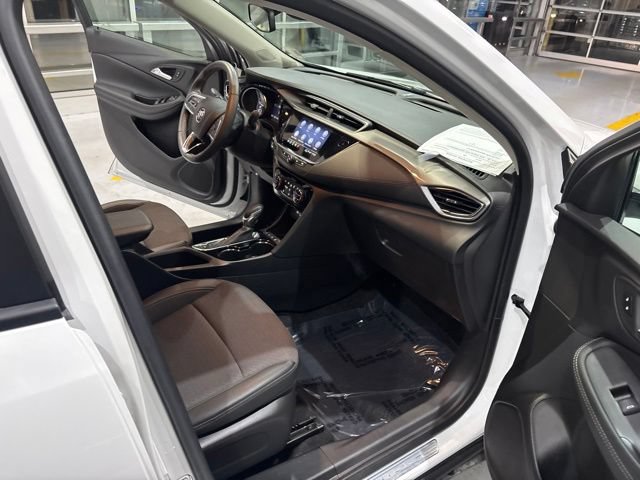 Used 2023 Buick Encore GX Select w/ Safety Package II AWD/4WD image 34