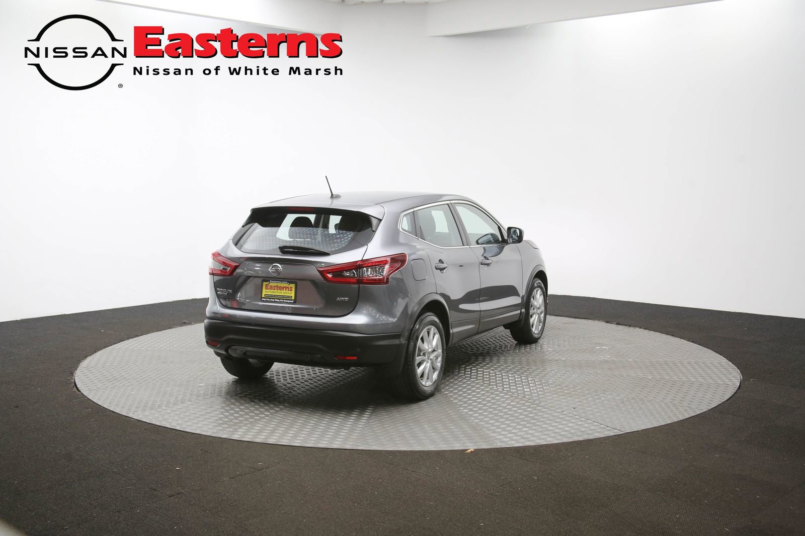 Used 2022 Nissan Rogue Sport S image 73