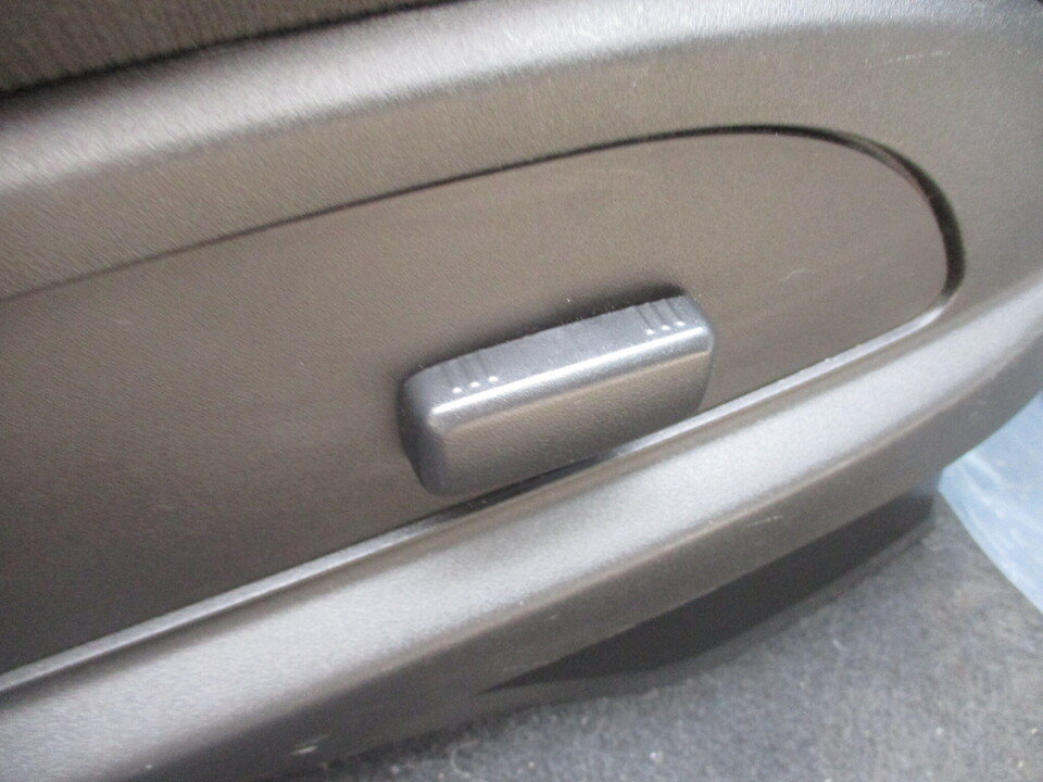 Used 2015 GMC Acadia SLE AWD/4WD image 20