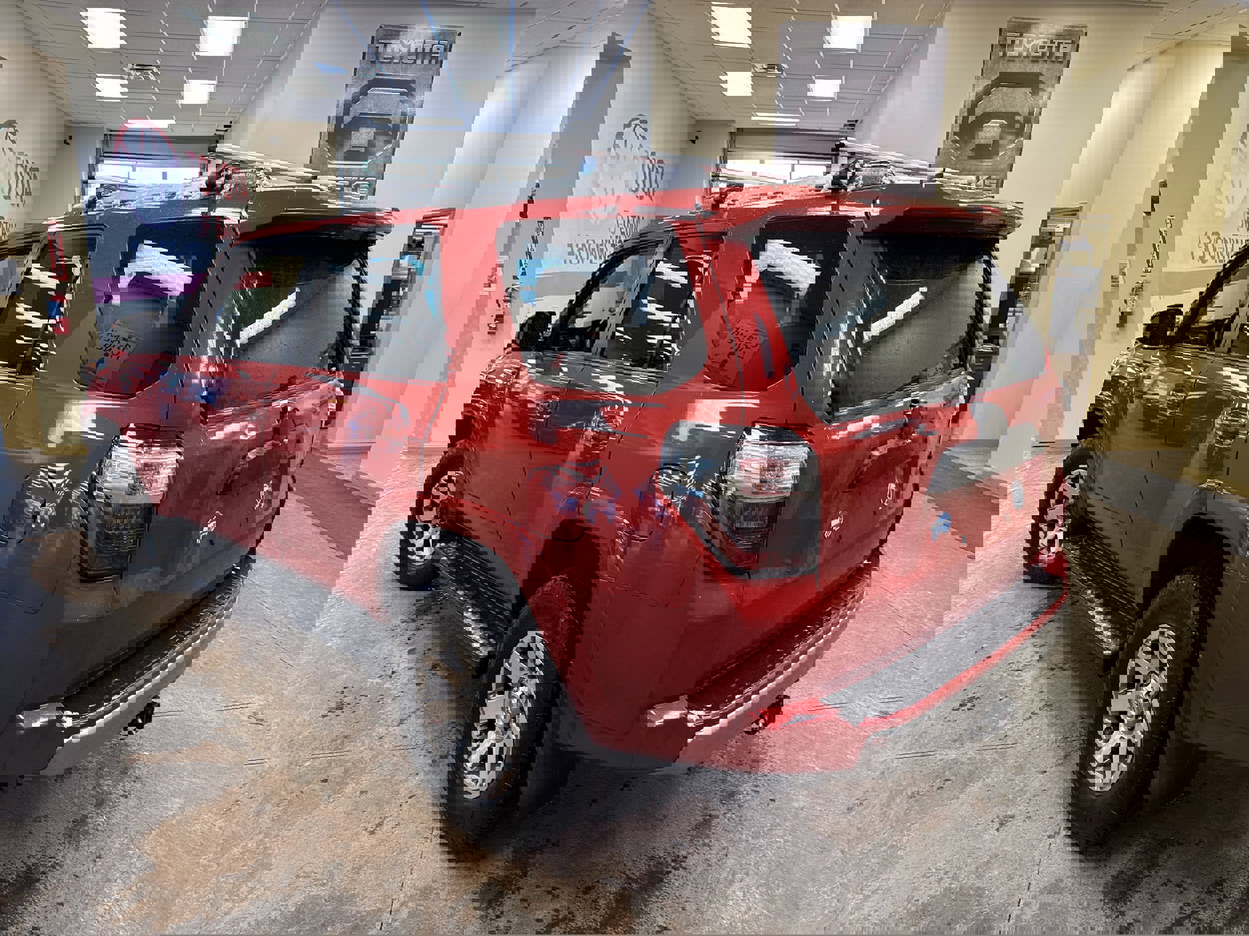 Used 2015 Toyota 4Runner Trail AWD/4WD image 7