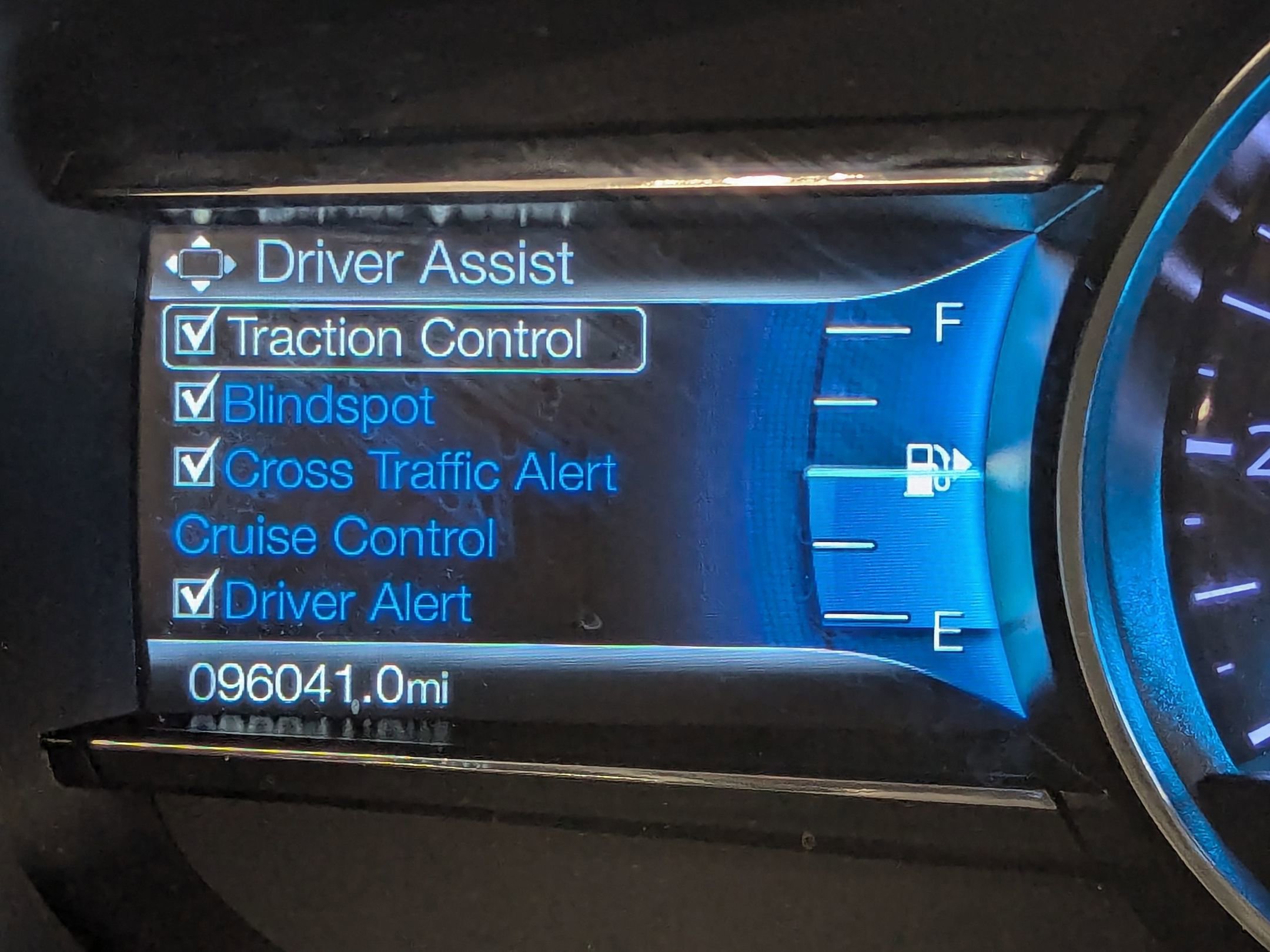 Used 2019 Ford Explorer Sport w/ Ford Safe & Smart Package image 17