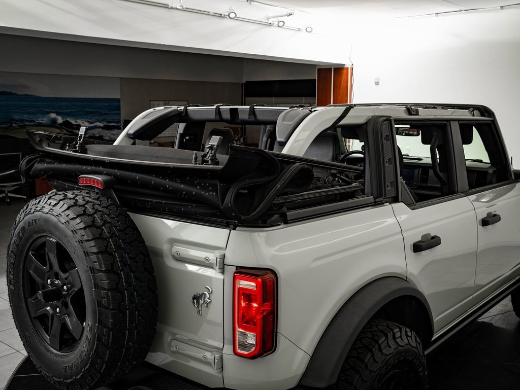 Used 2021 Ford Bronco Black Diamond image 21