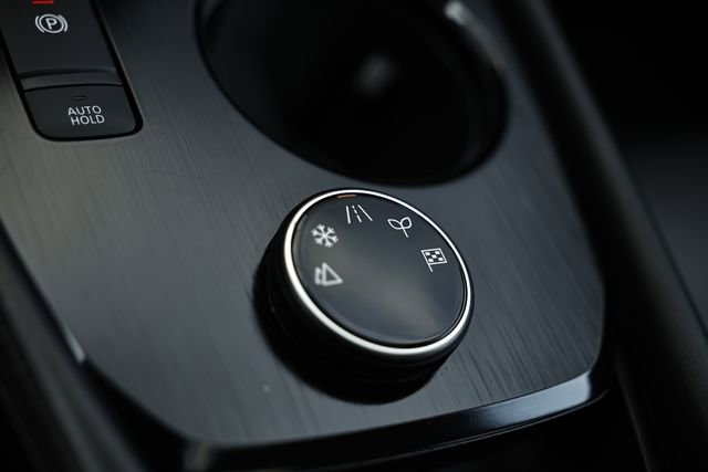 Used 2023 Nissan Rogue SL w/ SL Premium Package image 42