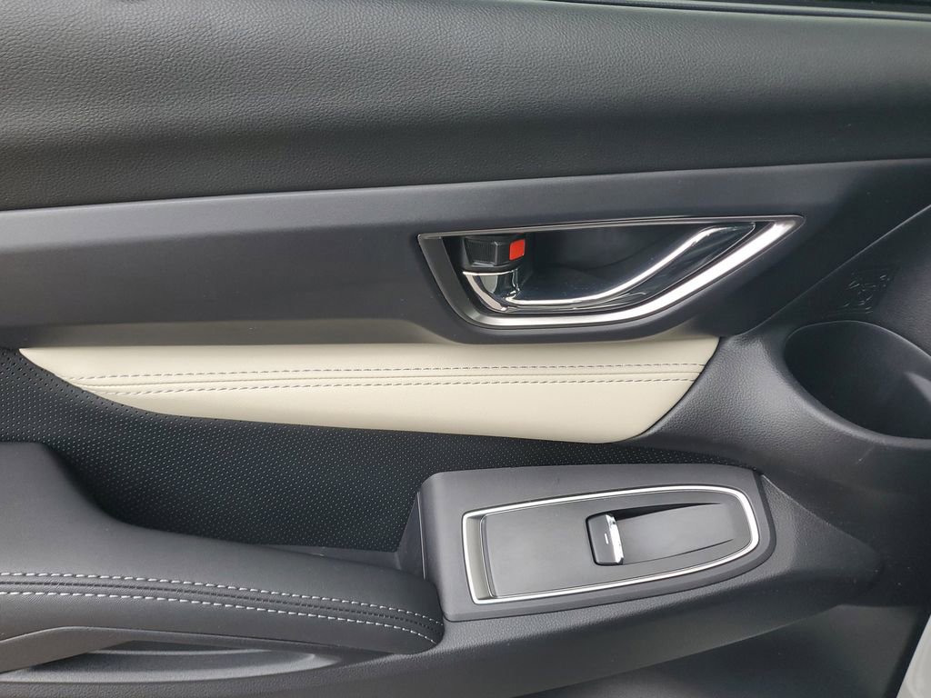 Used 2020 Subaru Ascent Limited w/ Technology Package image 16