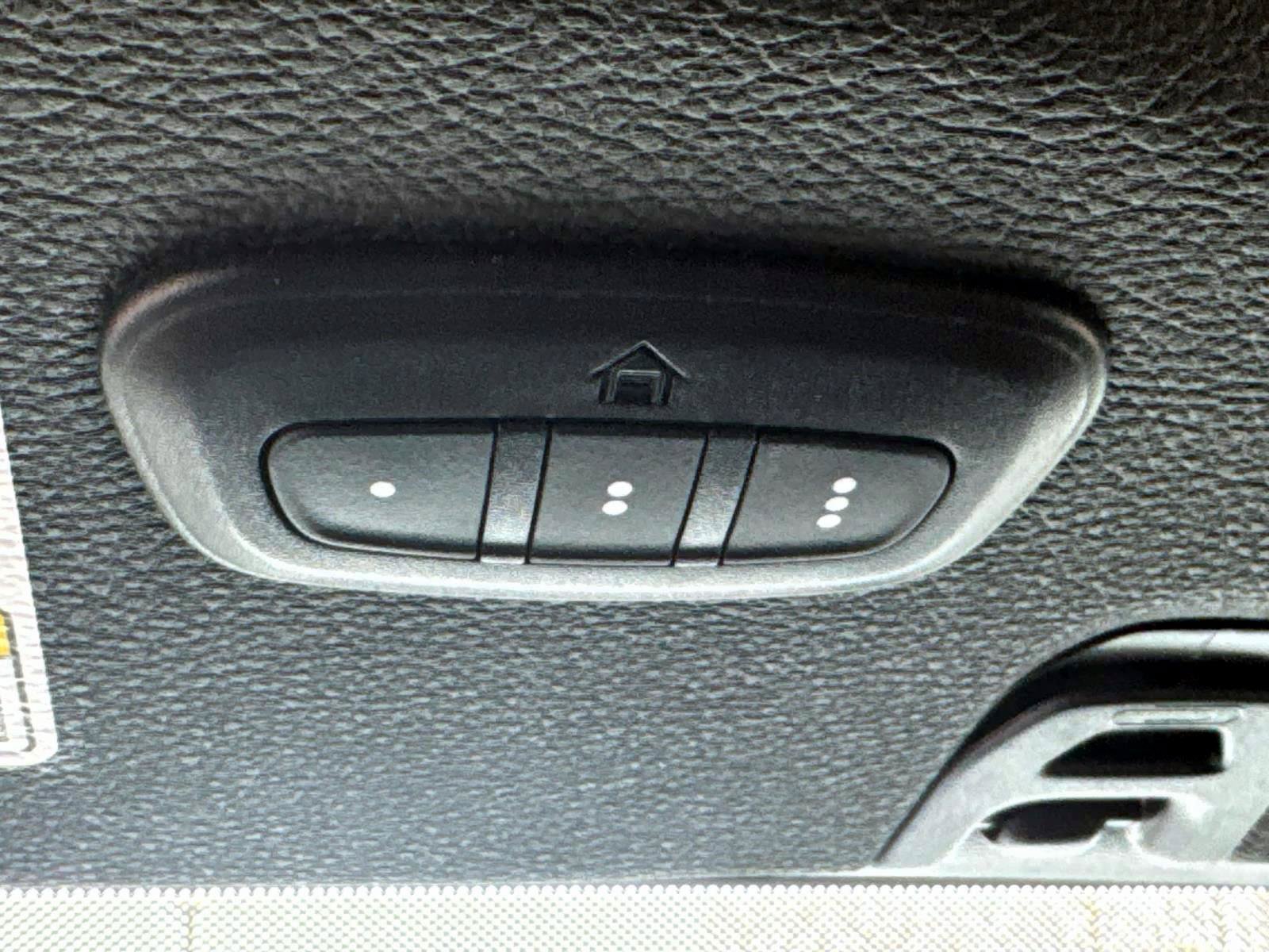 Used 2023 Jeep Wrangler Unlimited w/ Cold Weather Group AWD/4WD image 20