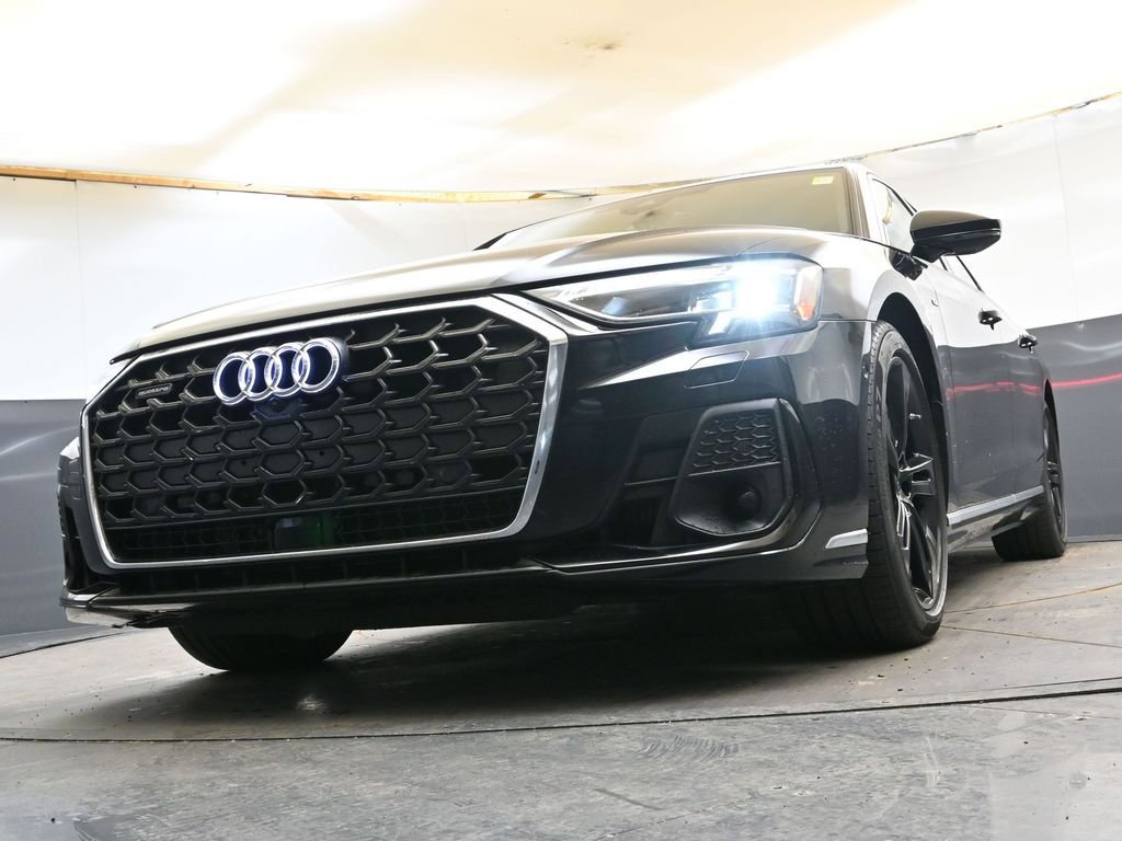 Certified 2025 Audi A8 L 3.0T image 38