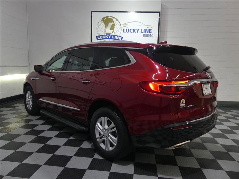 Used 2020 Buick Enclave Essence image 11