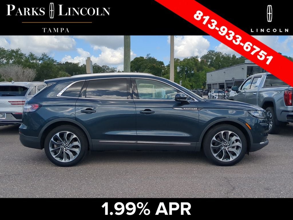 Certified 2023 Lincoln Nautilus Reserve FWD image 3