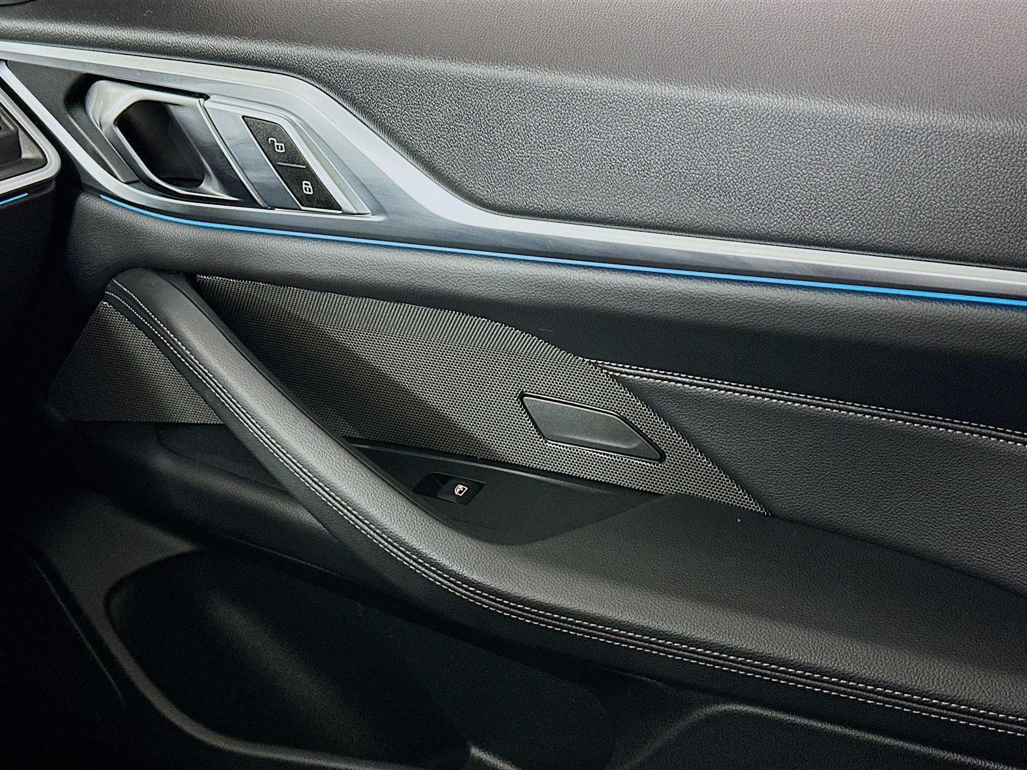 Used 2024 BMW i4 M50 w/ Premium Package image 16