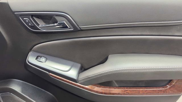 Used 2019 GMC Yukon XL SLE w/ SLE Value Package RWD image 14