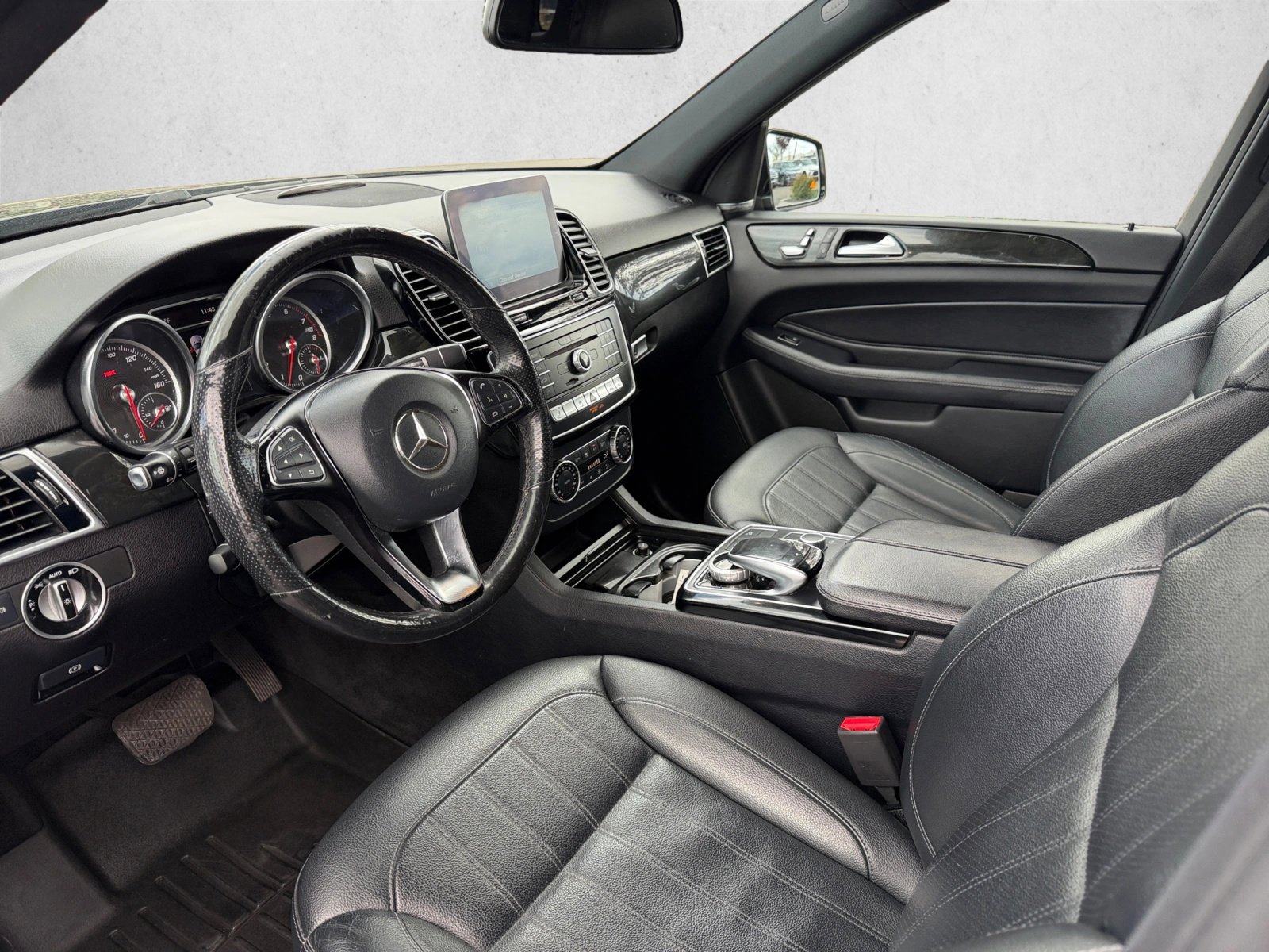 Used 2018 Mercedes-Benz GLE 350 4MATIC image 10