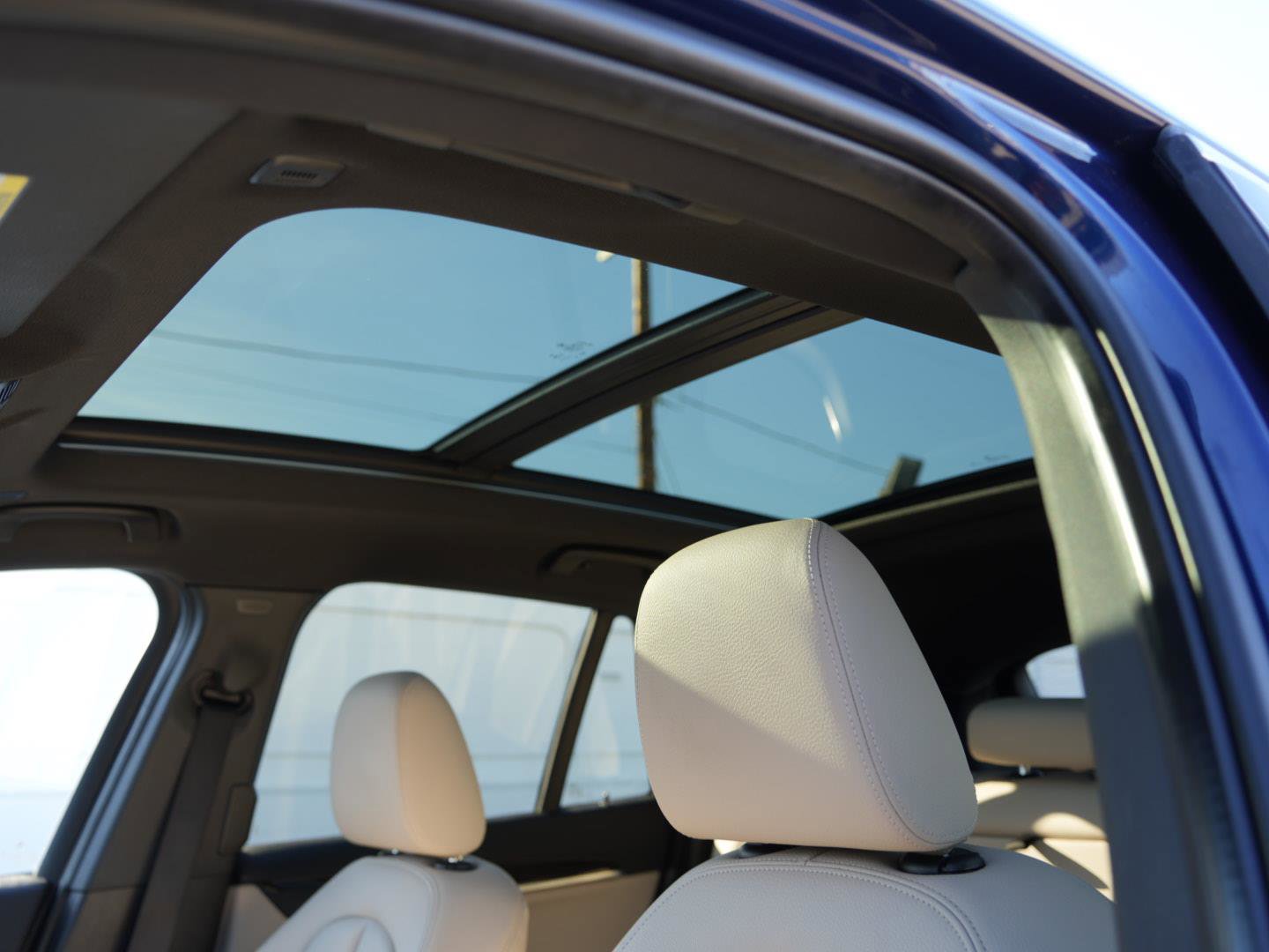 Used 2018 BMW X1 xDrive28i w/ Convenience Package image 12