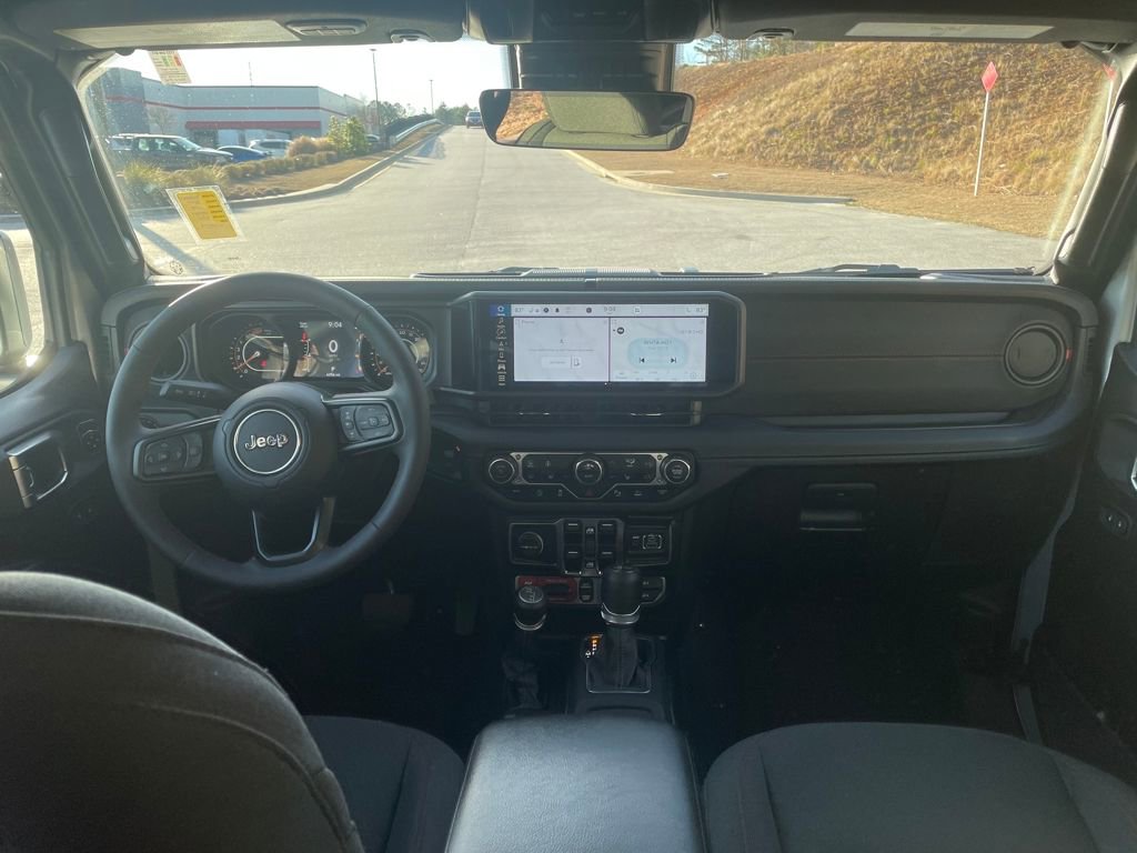 Used 2024 Jeep Wrangler Unlimited Rubicon w/ Technology Group image 22