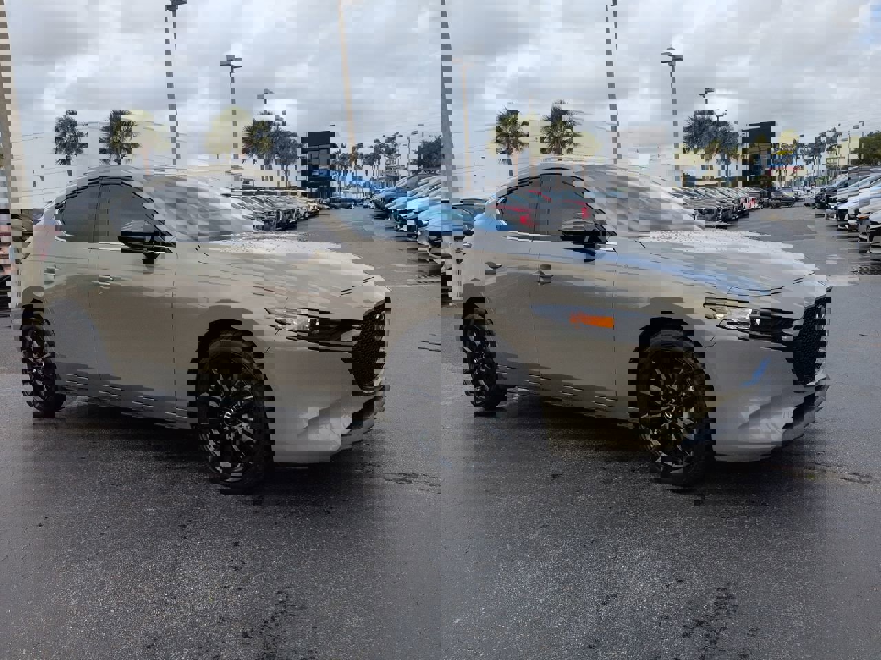 Used 2024 MAZDA MAZDA3 s AWD/4WD image 2