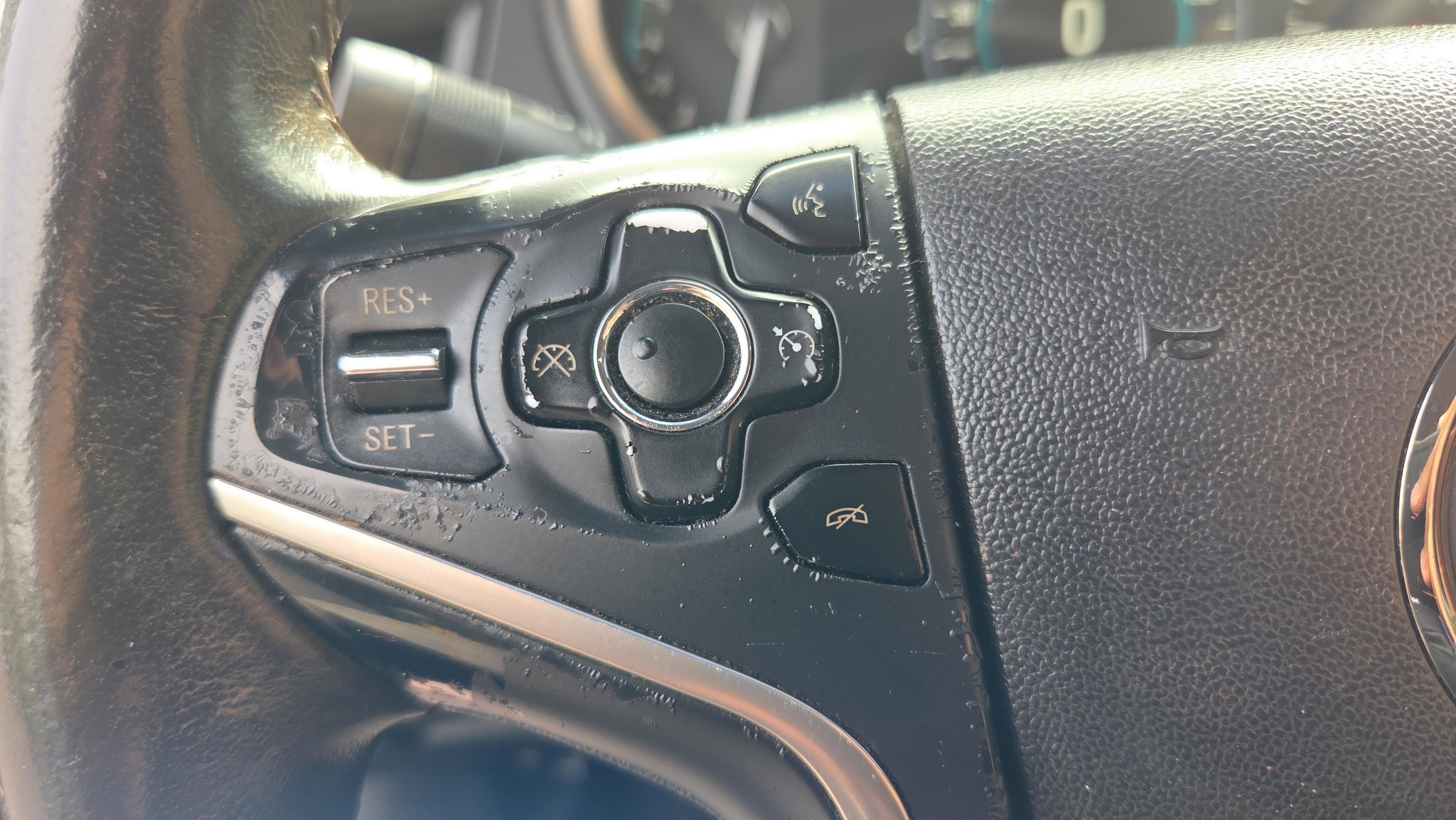 Used 2016 Buick LaCrosse Sport Touring FWD image 23