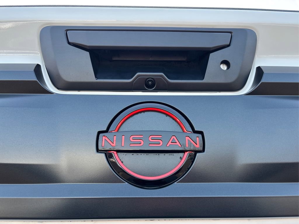 New 2025 Nissan Frontier PRO-4X w/ Pro Convenience Package image 16