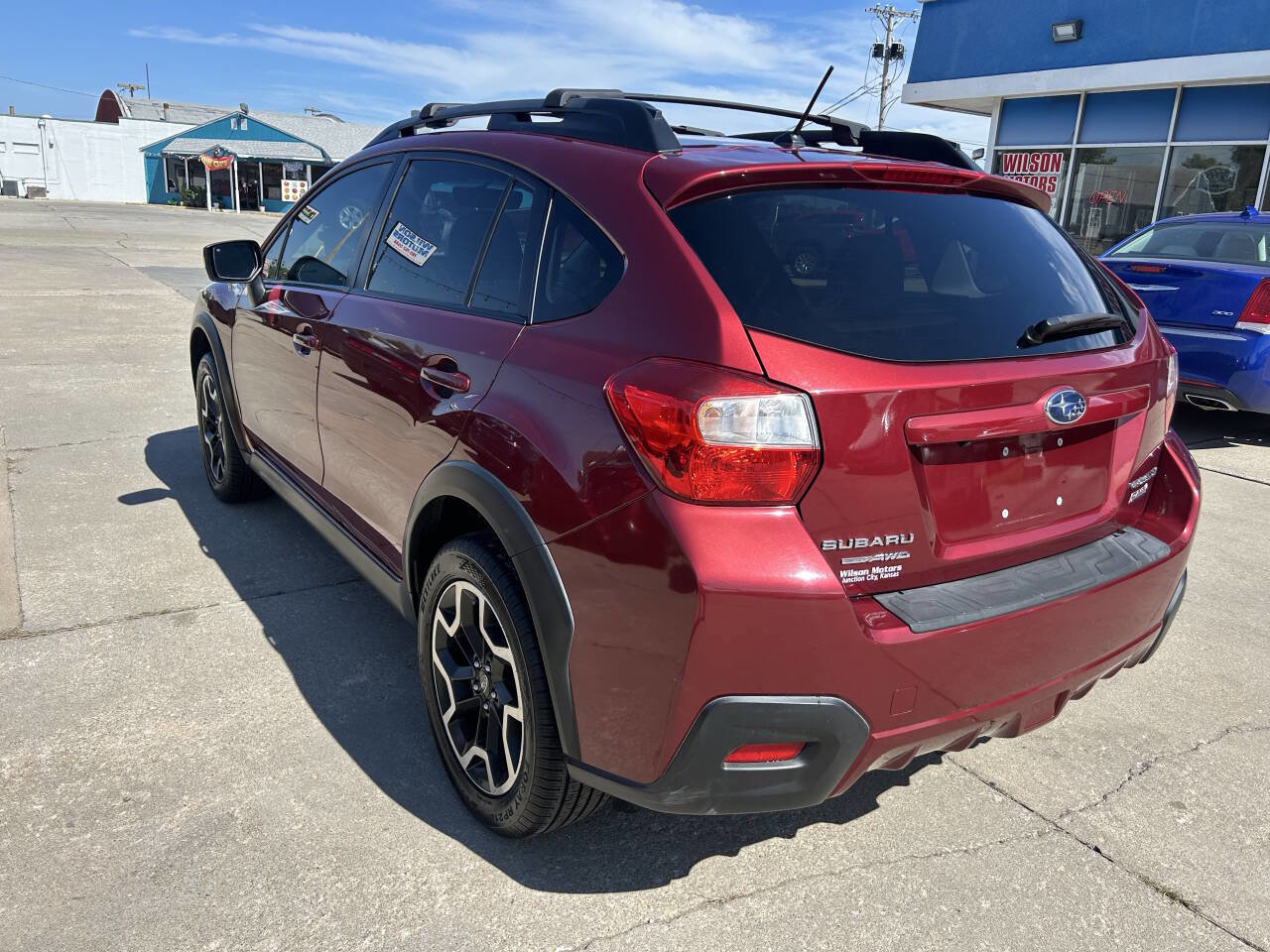 Used 2017 Subaru Crosstrek 2.0i Premium image 4