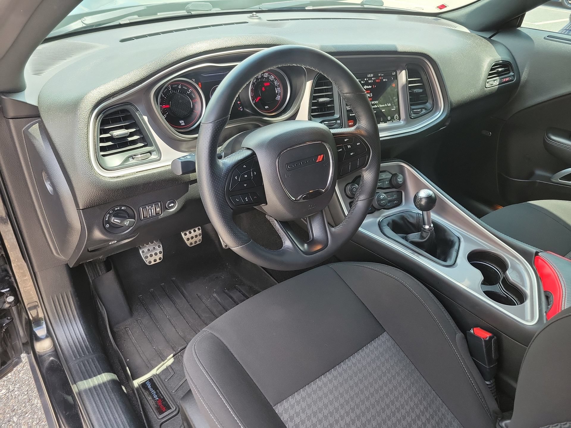 Used 2022 Dodge Challenger R/T Scat Pack RWD image 15