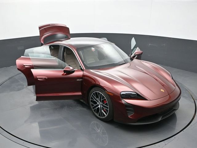 Certified 2022 Porsche Taycan 4S image 30