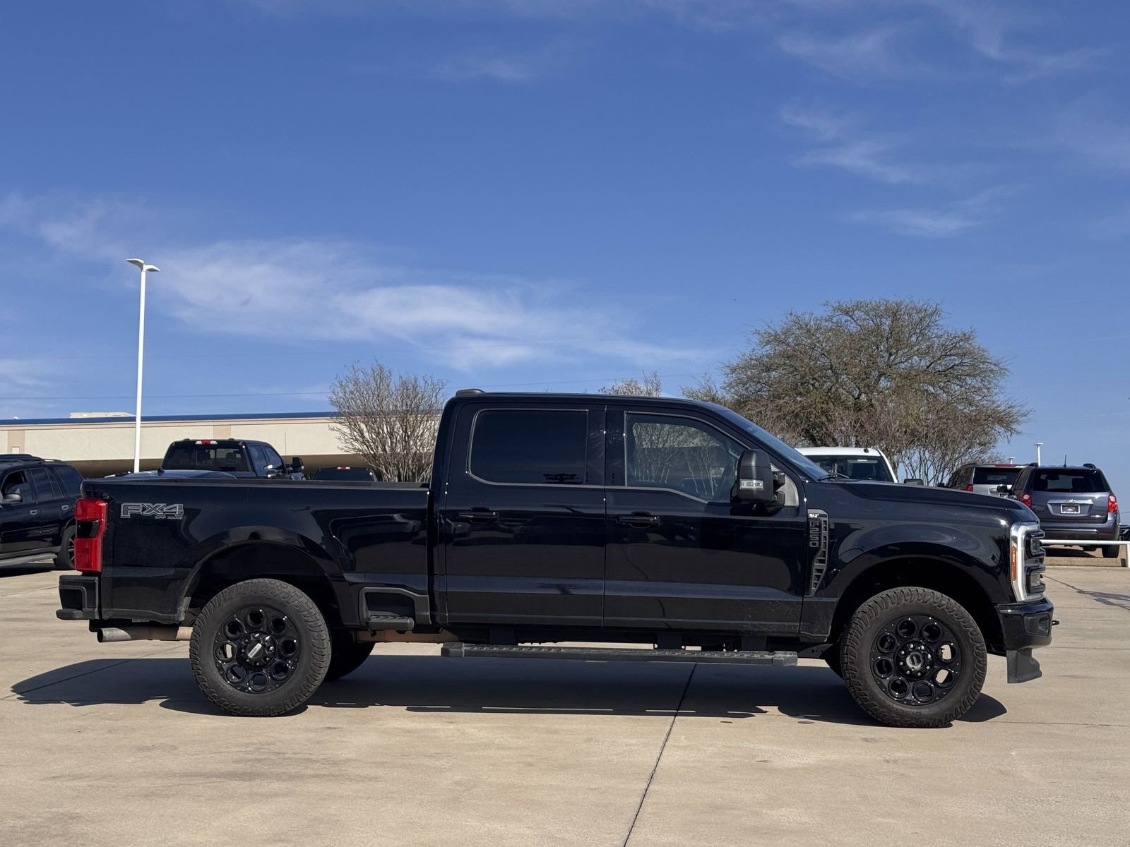Used 2023 Ford F250 XLT w/ Black Appearance Package image 3