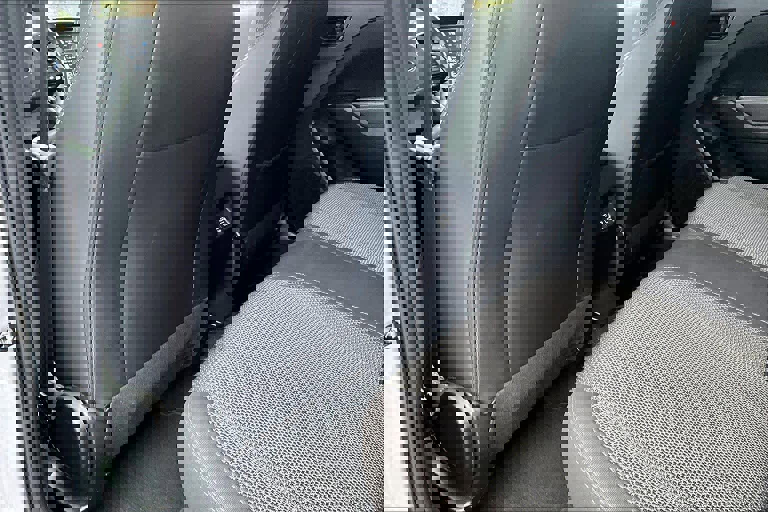 Used 2024 Subaru Crosstrek 2.0i Premium w/ Crosstrek Mirror Package image 12