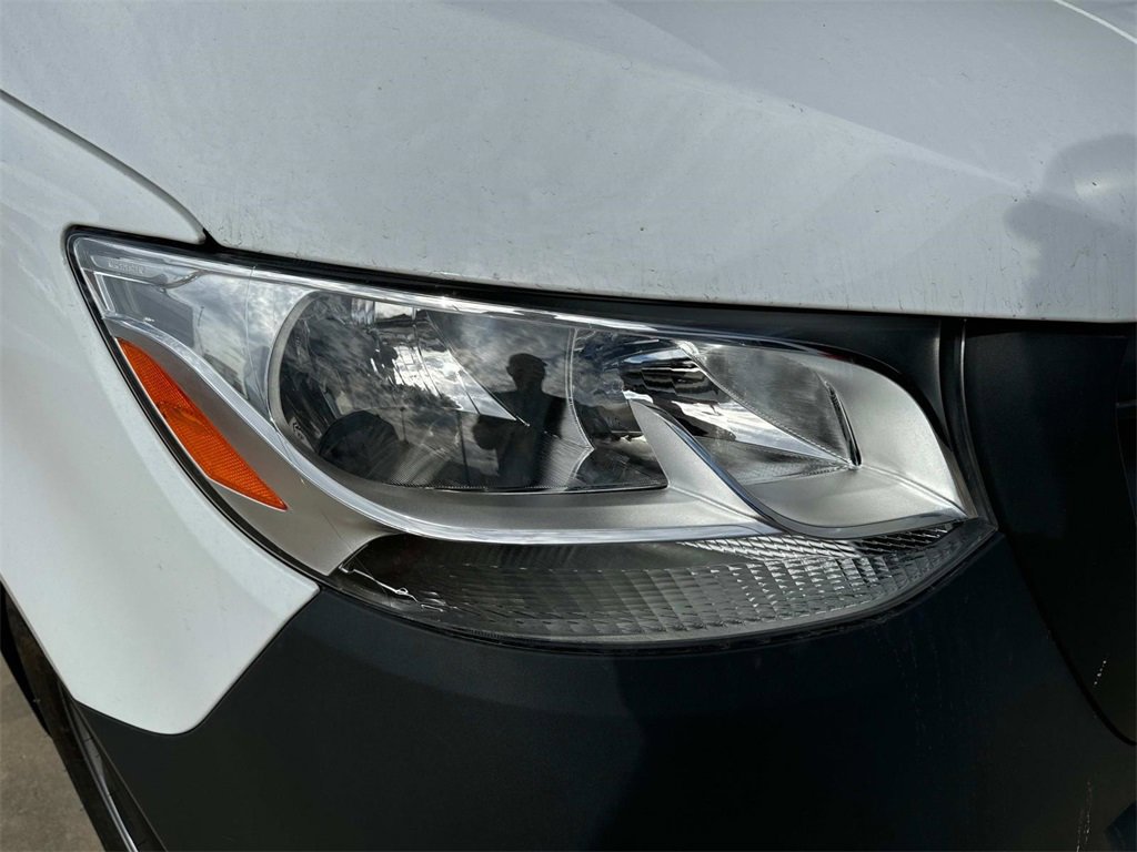 New 2024 Mercedes-Benz eSprinter 170 Cargo image 8