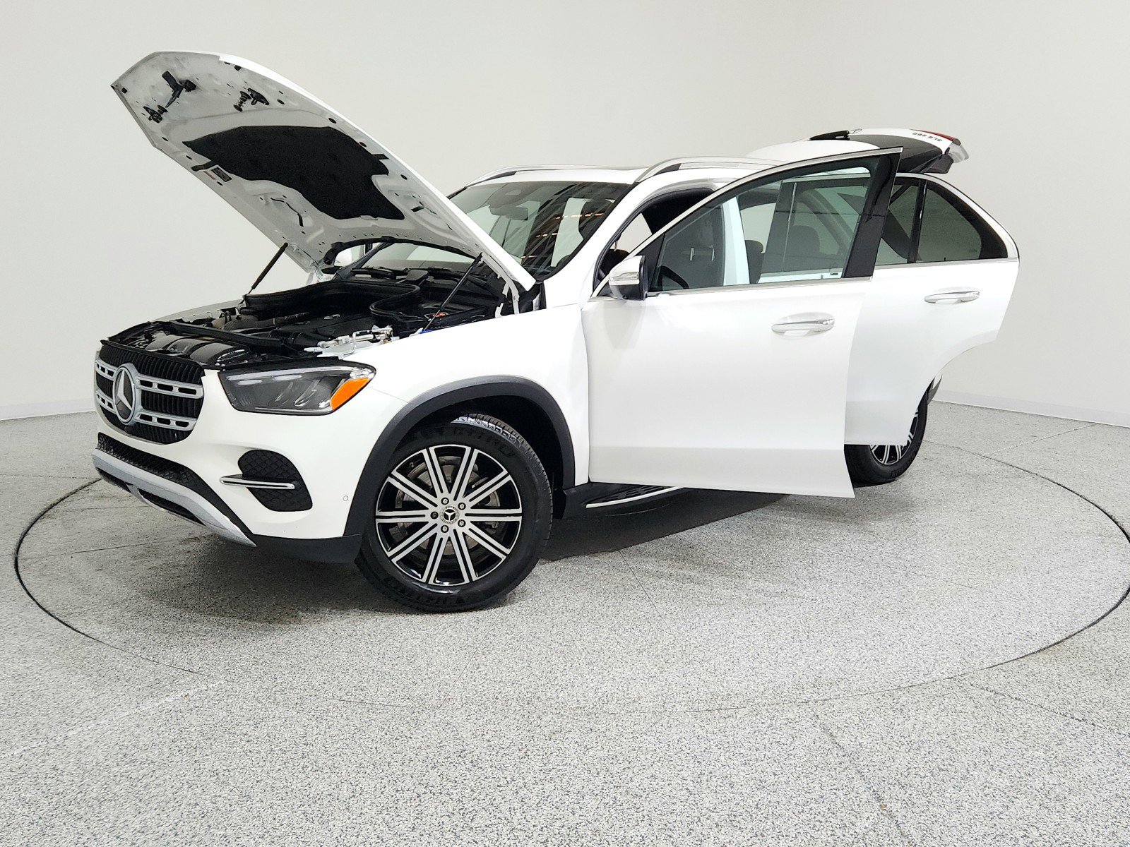 Certified 2025 Mercedes-Benz GLE 350 4MATIC image 6