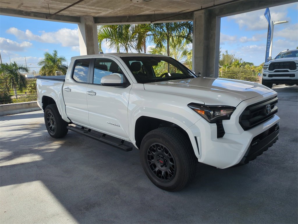 Used 2024 Toyota Tacoma SR5 image 2