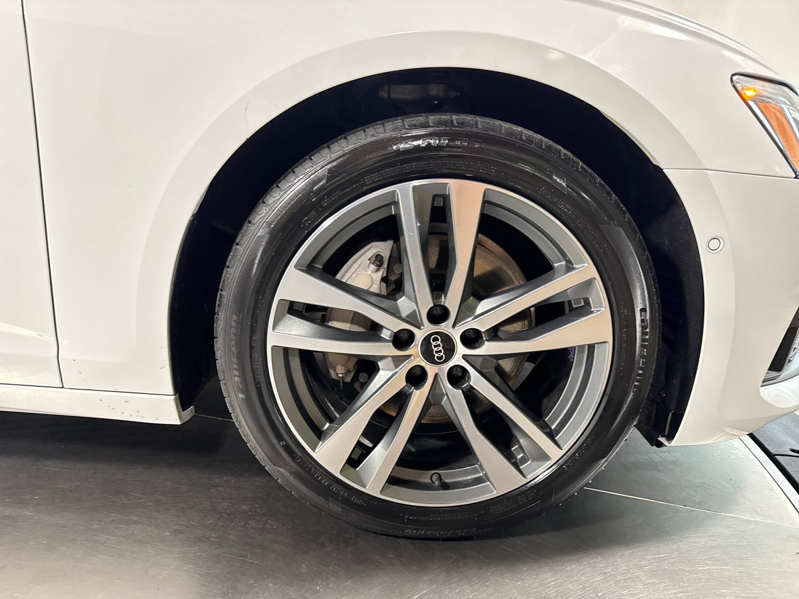 Used 2021 Audi A6 Premium Plus w/ Premium Plus Package AWD/4WD image 14