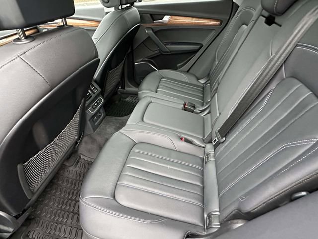 Used 2023 Audi Q5 2.0T Premium w/ Convenience Package image 15