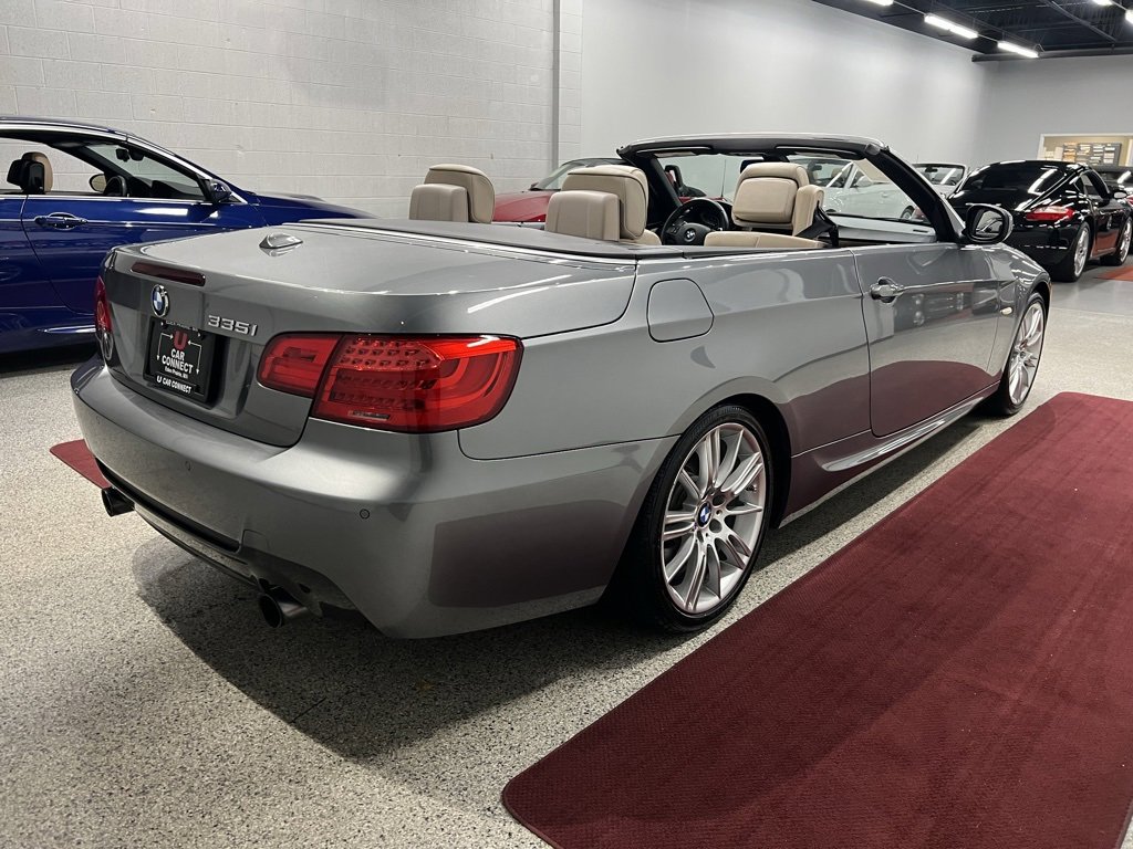 Used 2013 BMW 335i Convertible image 35