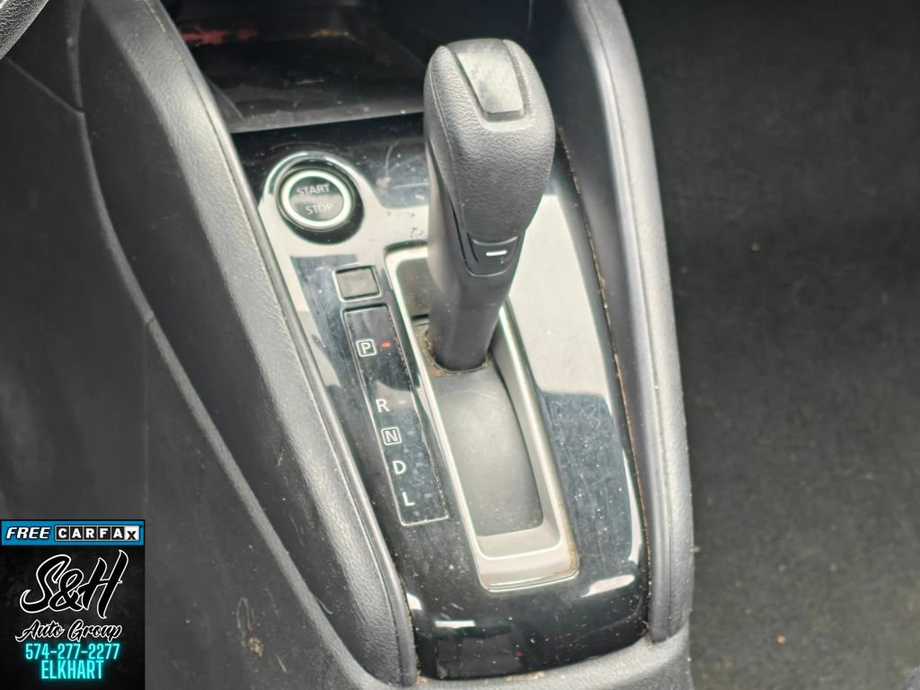 Used 2023 Nissan Versa SV FWD image 11