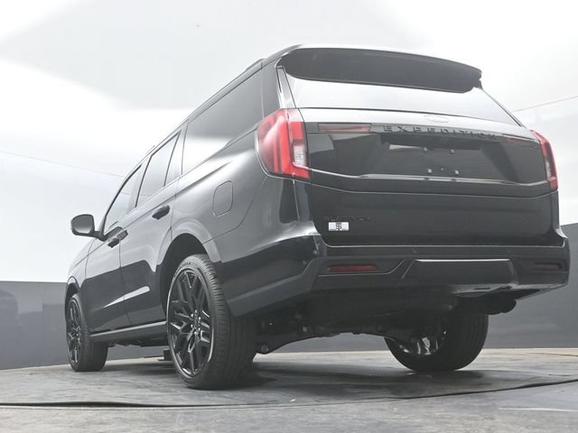 New 2026 Ford Expedition Platinum w/ Stealth Performance Package AWD/4WD image 24