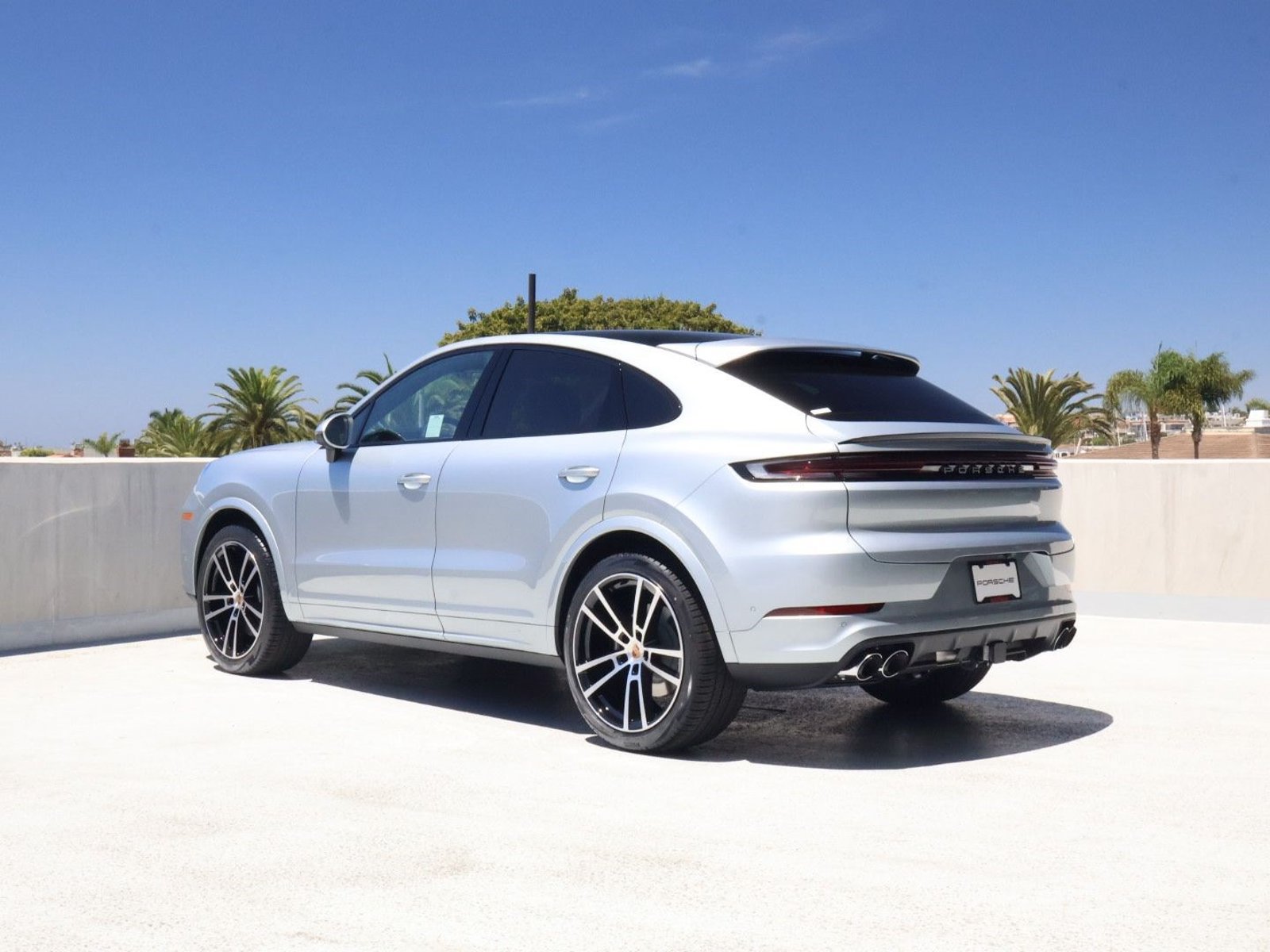 New 2026 Porsche Cayenne Coupe AWD/4WD video 3