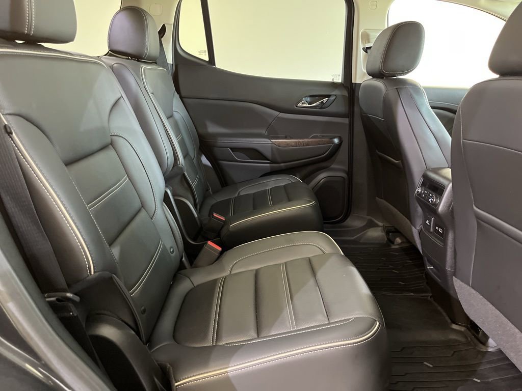 Used 2023 GMC Acadia Denali w/ Denali Ultimate Package image 12
