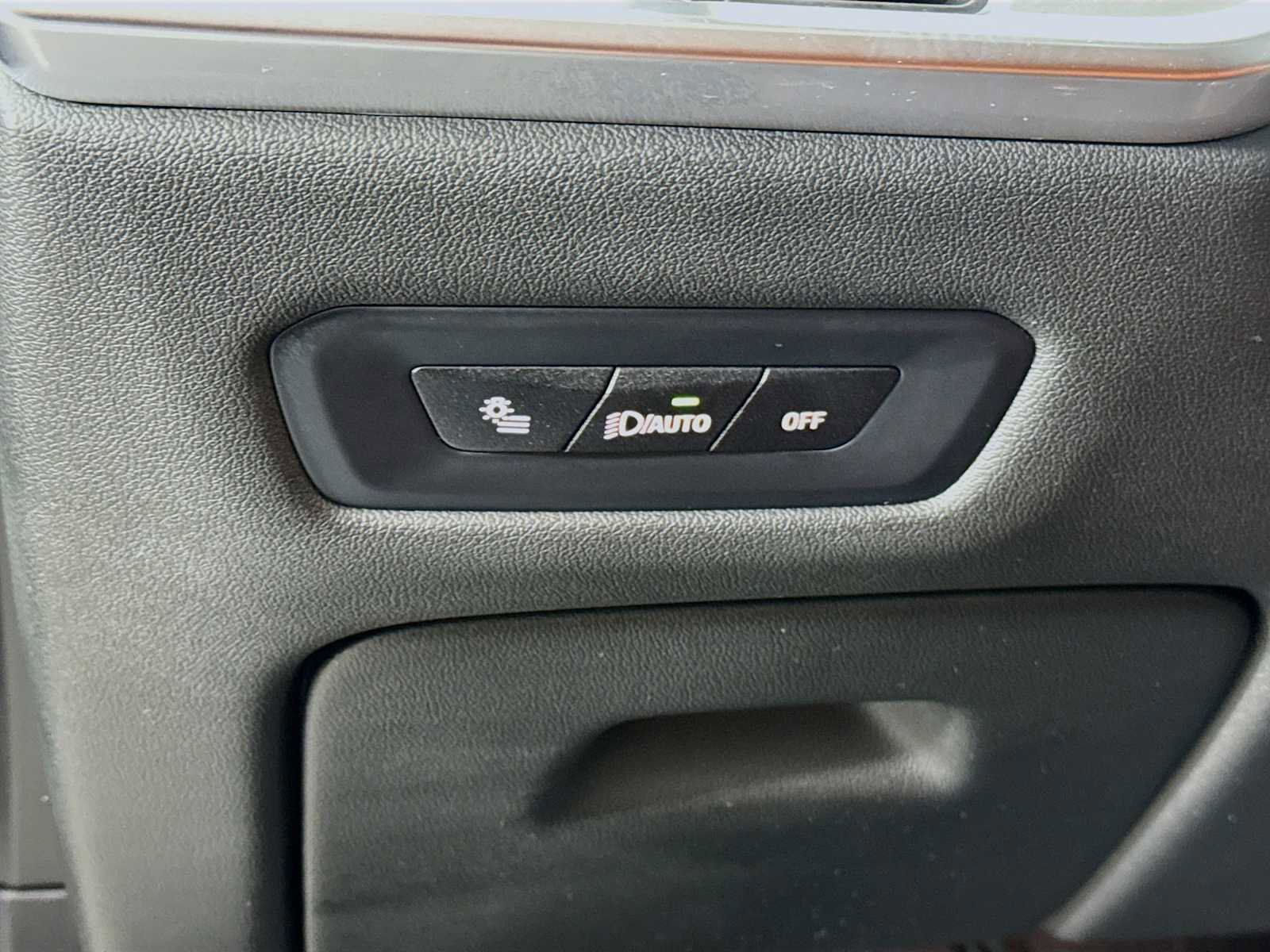 Used 2024 BMW X5 xDrive40i w/ M Sport Package image 10