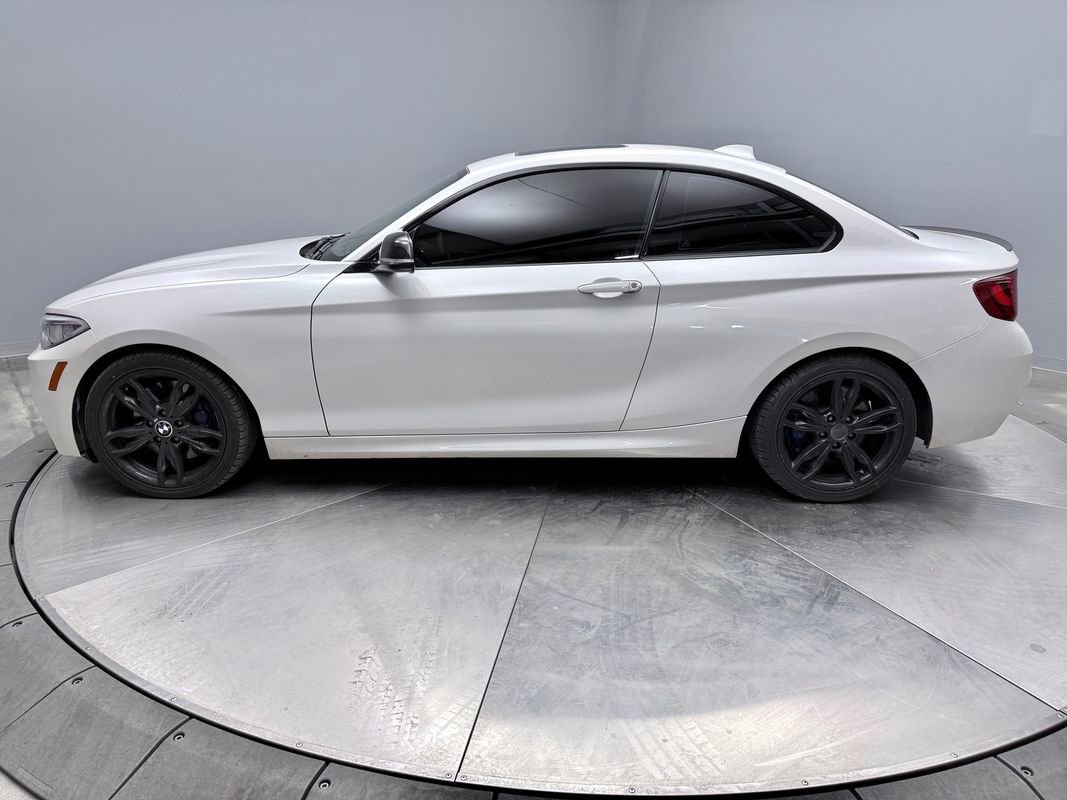 Used 2016 BMW M235i xDrive Coupe image 8