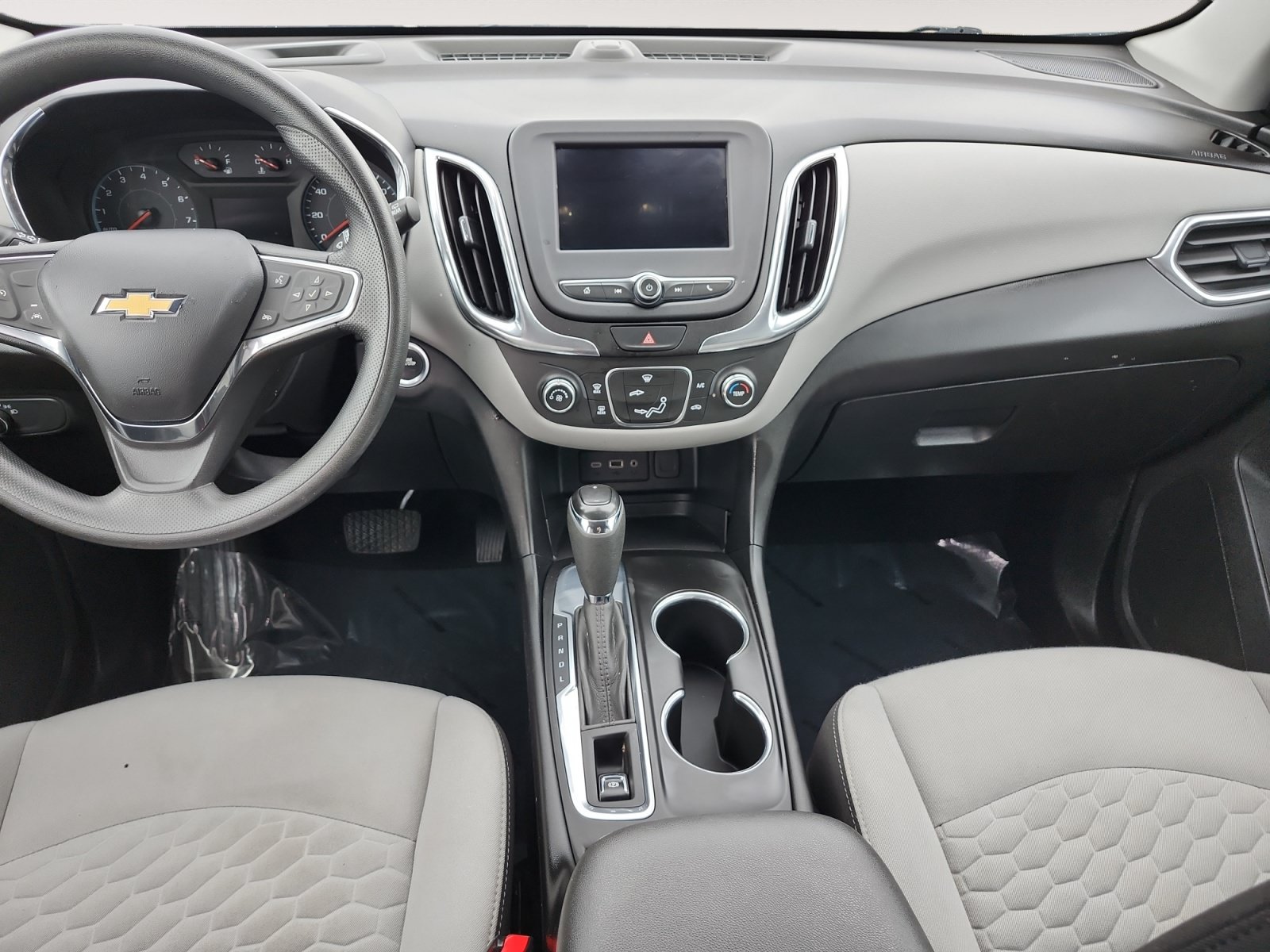 Used 2020 Chevrolet Equinox LS w/ LS Convenience Package FWD image 11
