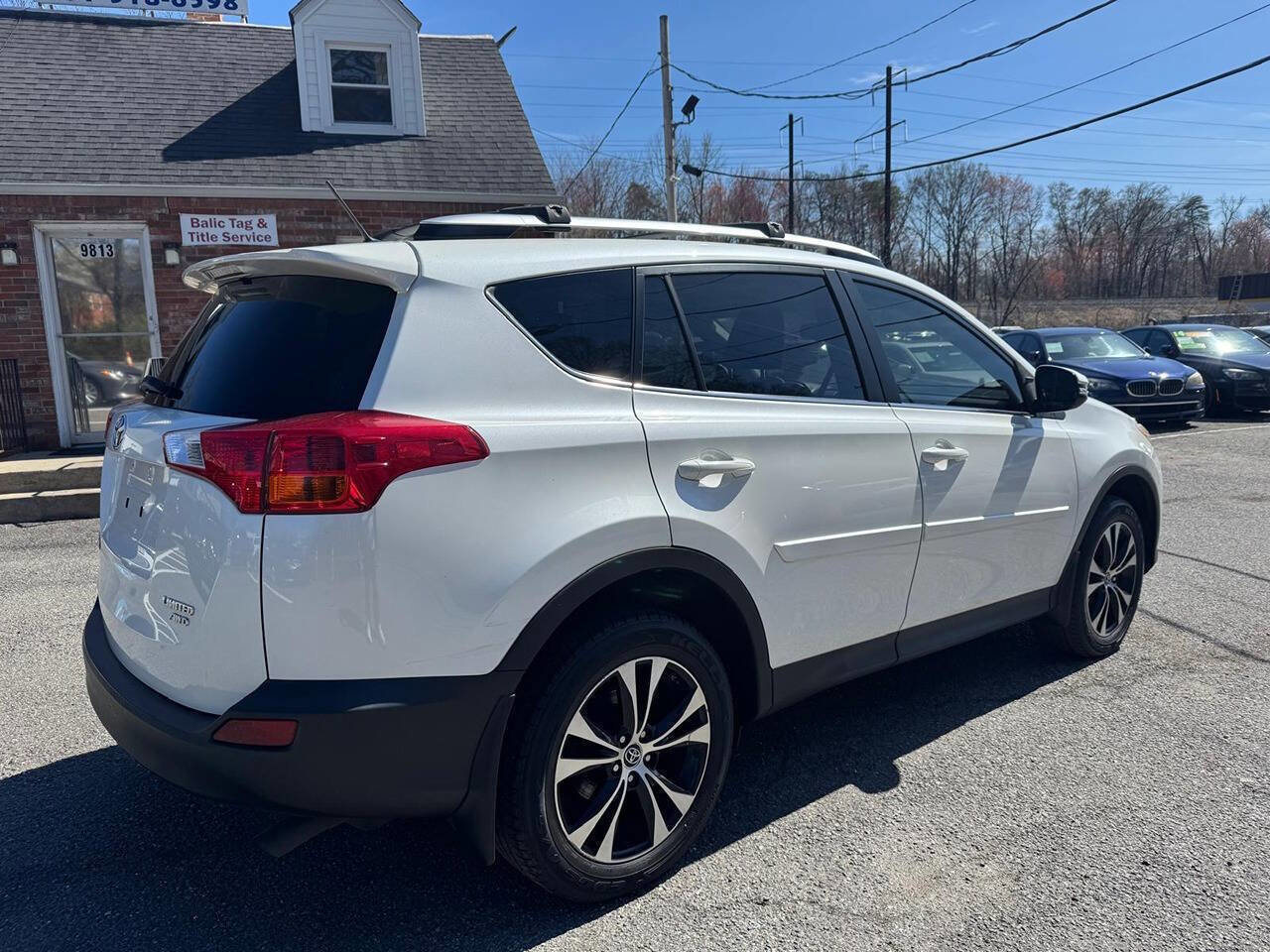 Used 2015 Toyota RAV4 Limited image 9