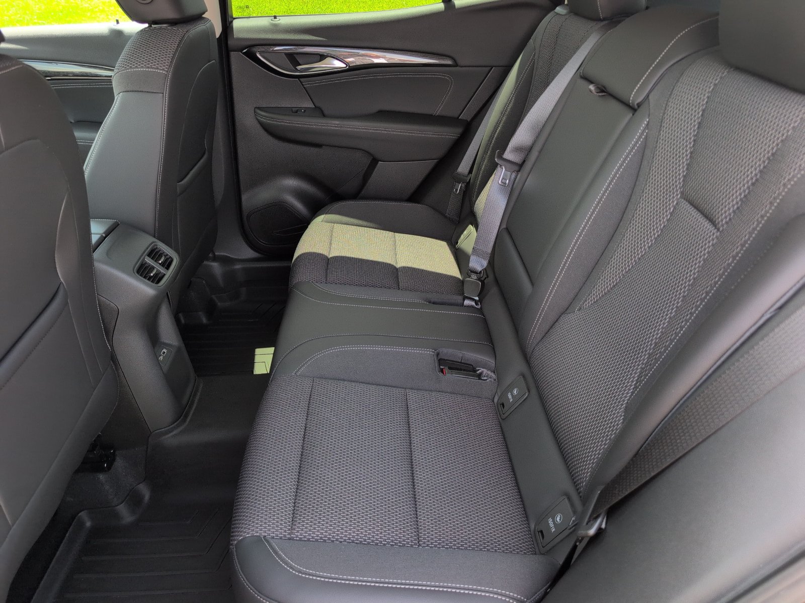 Used 2023 Buick Envision Preferred w/ Sport Touring Package AWD/4WD image 12